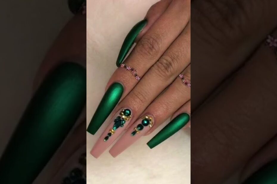 Emerald green nail ideas