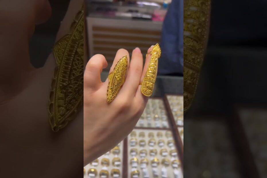 chunky gold rings  fingers