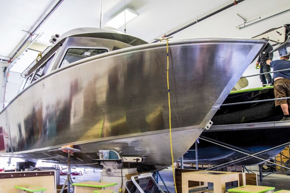 custom aluminum boats